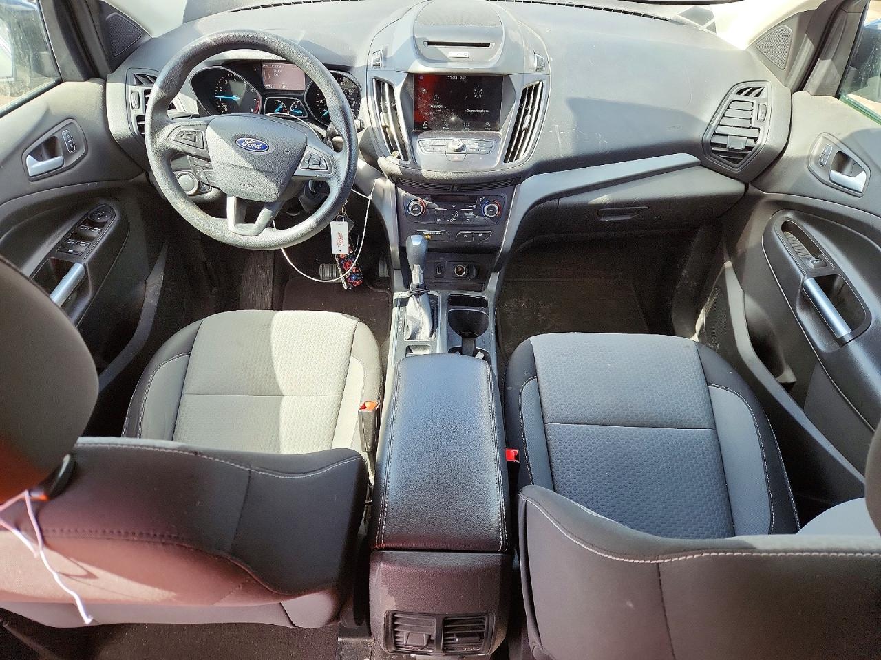 2017 FORD ESCAPE SE photo 15