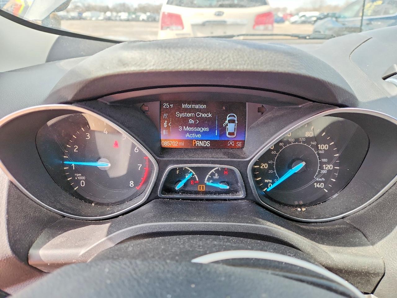 2017 FORD ESCAPE SE photo 17