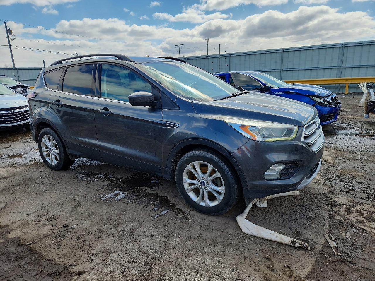 2017 FORD ESCAPE SE photo 7
