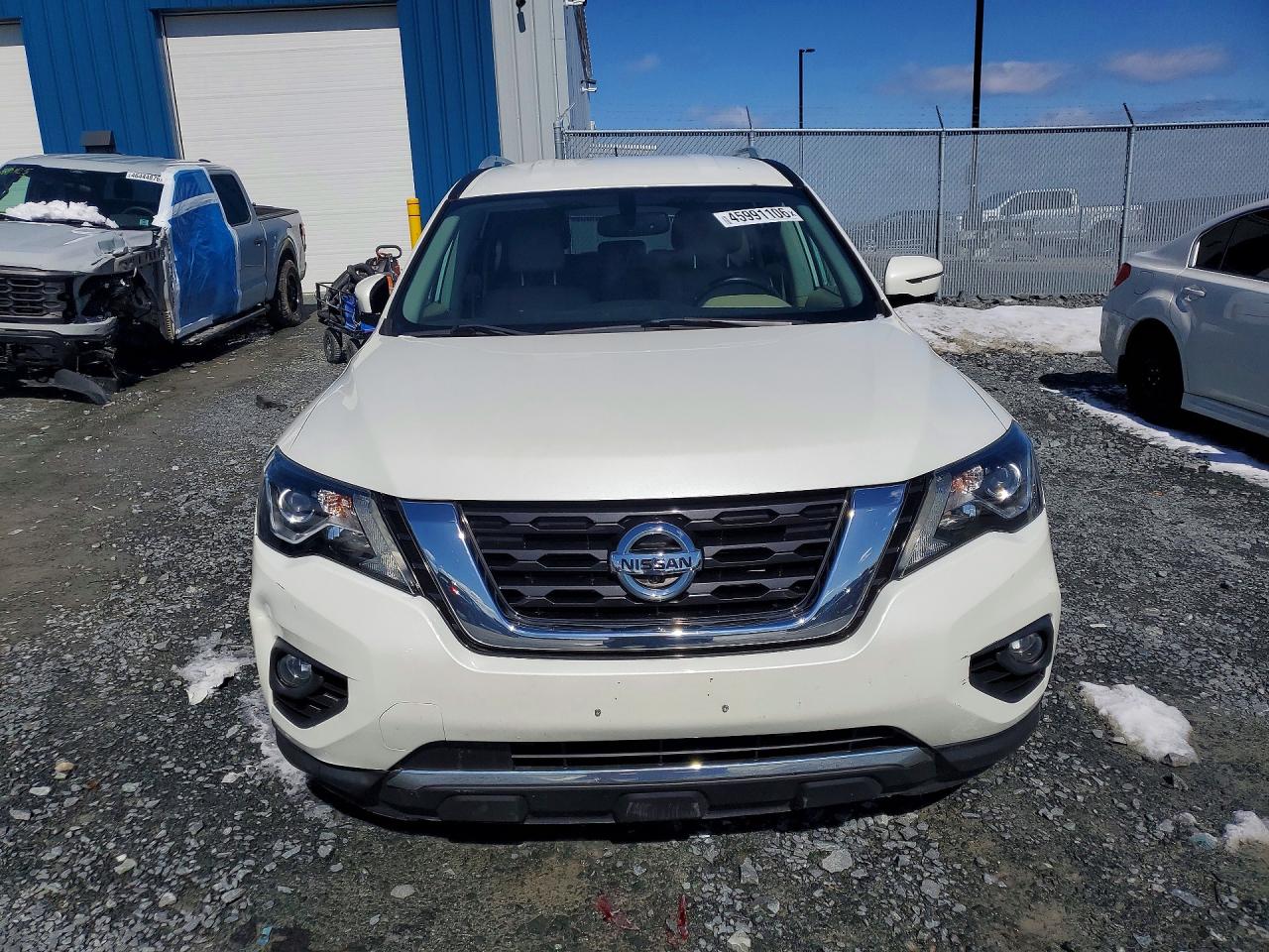 2017 NISSAN PATHFINDER S photo 5