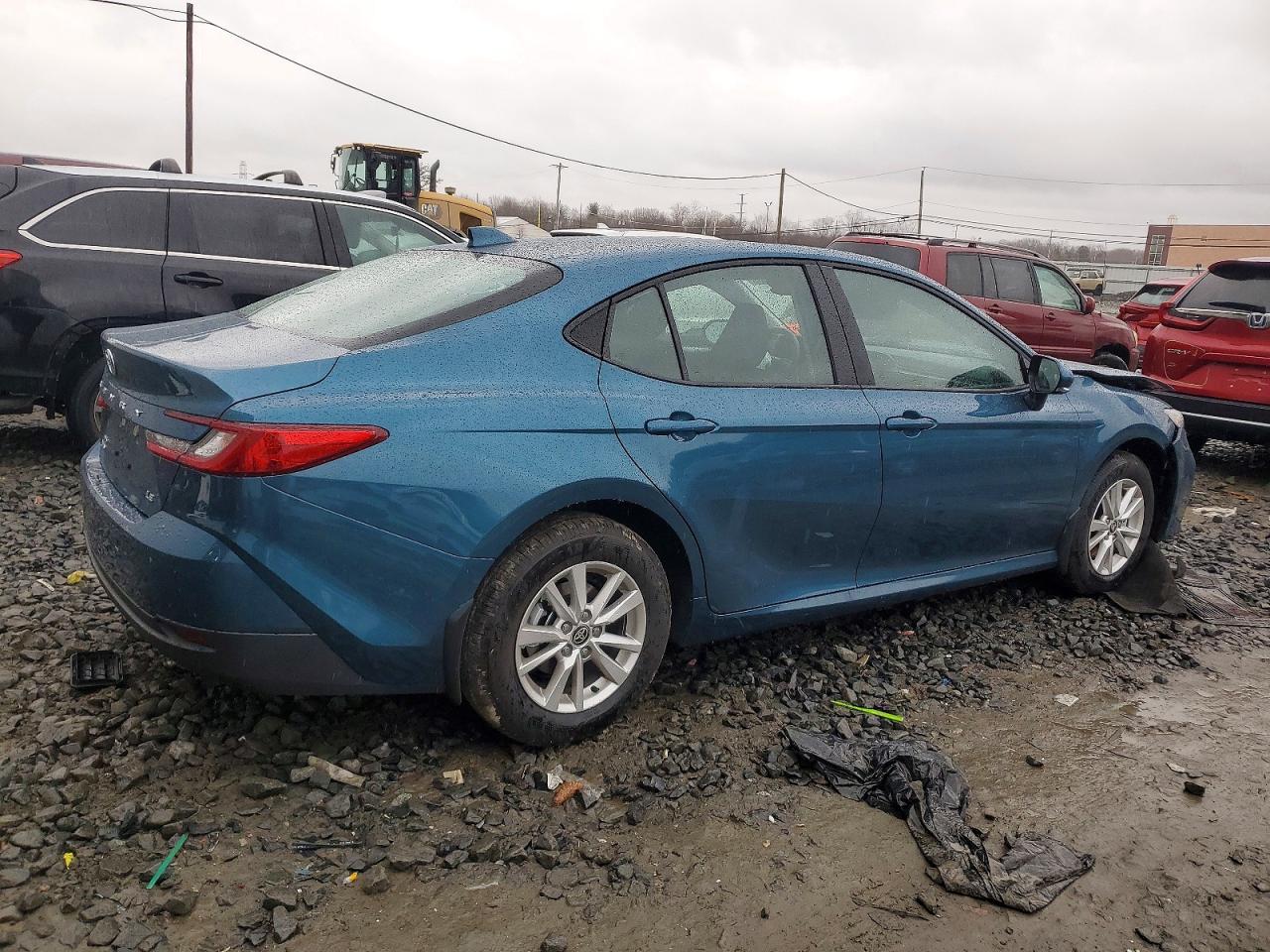 2026 TOYOTA CAMRY LE photo 3