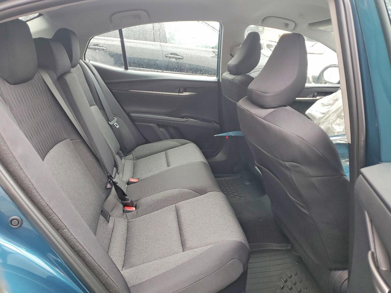 2026 TOYOTA CAMRY LE photo 10