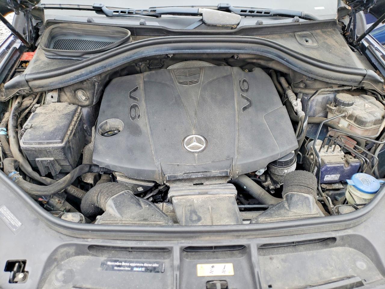 2015 MERCEDES-BENZ GL 350 BLUETEC photo 23
