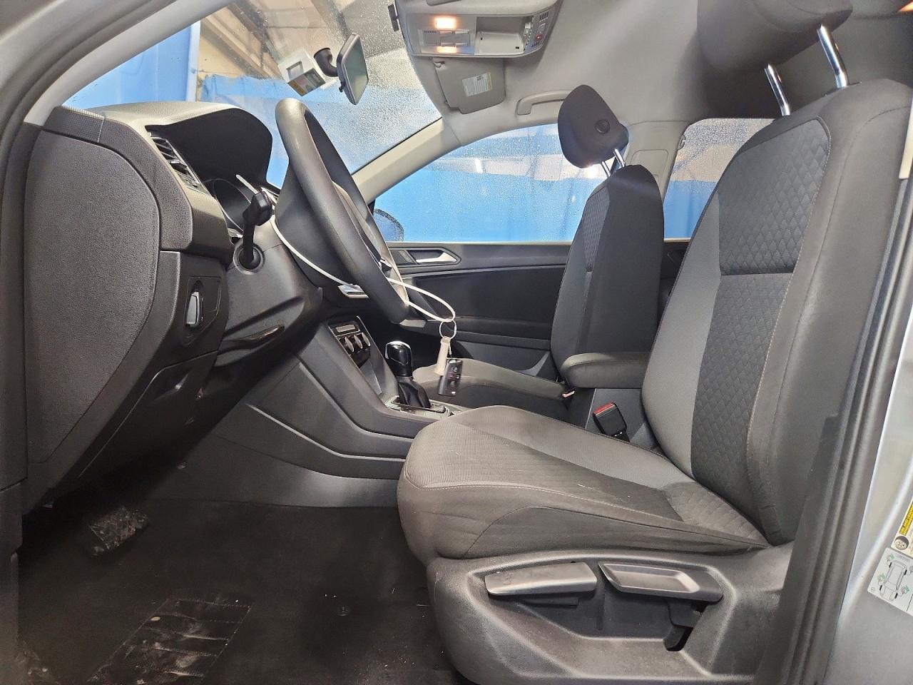 2020 VOLKSWAGEN TIGUAN S photo 7