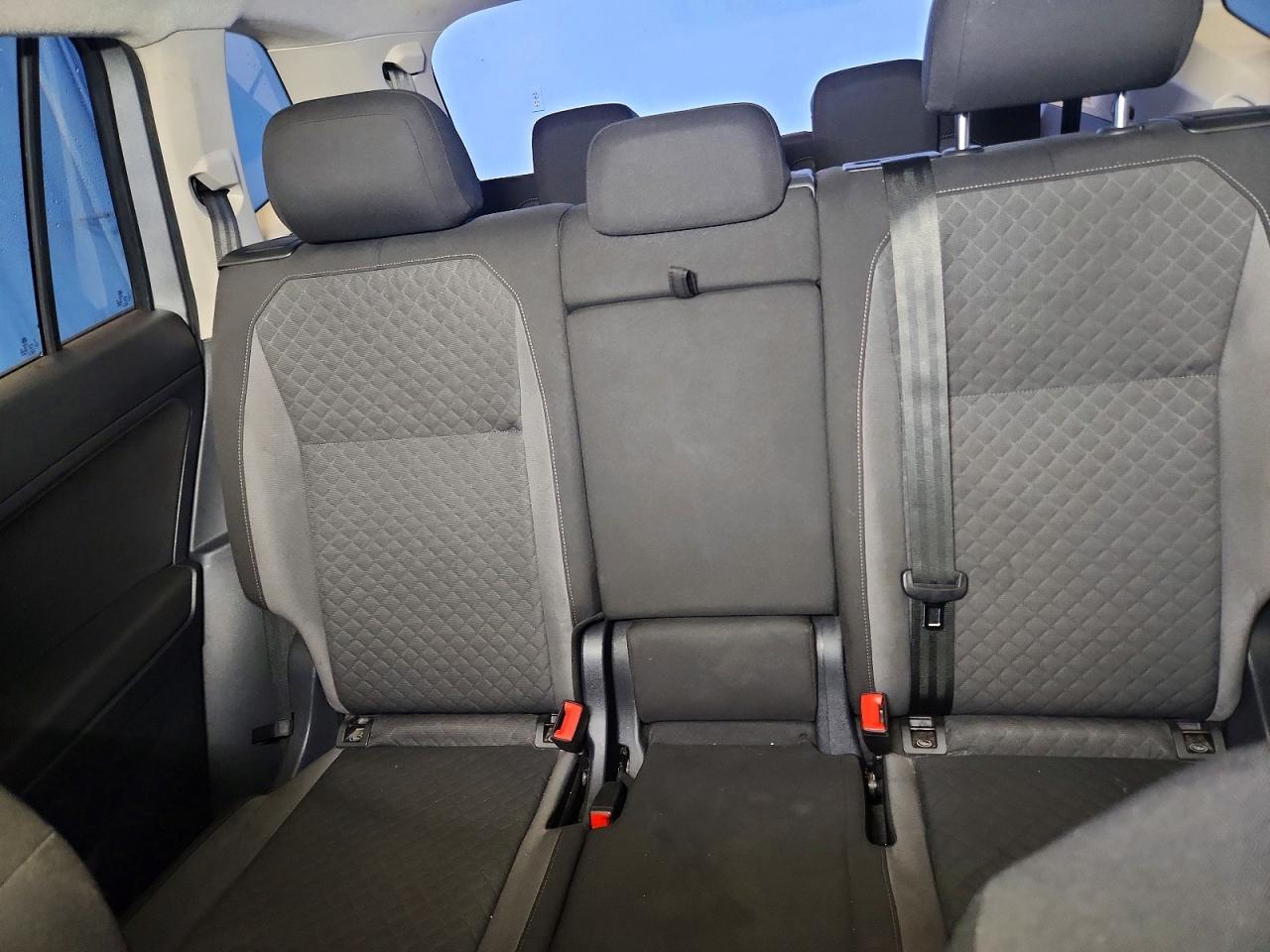 2020 VOLKSWAGEN TIGUAN S photo 10