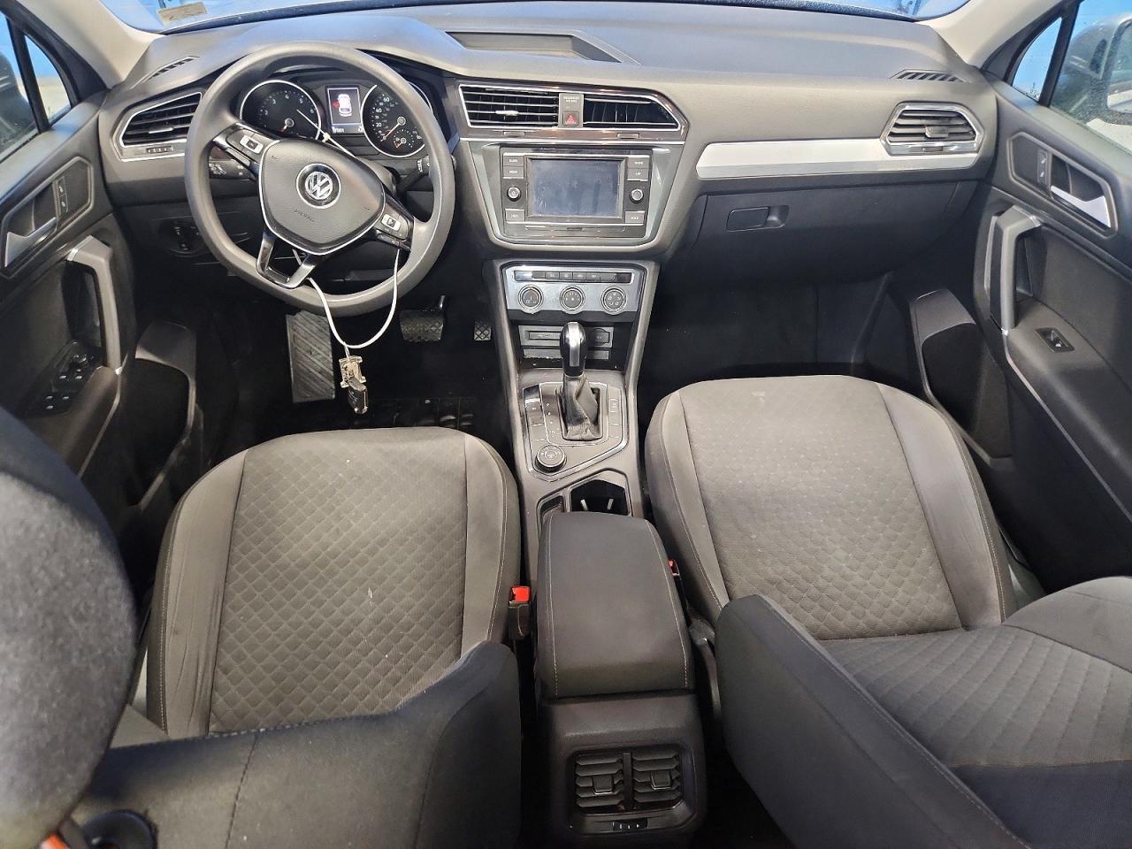 2020 VOLKSWAGEN TIGUAN S photo 8