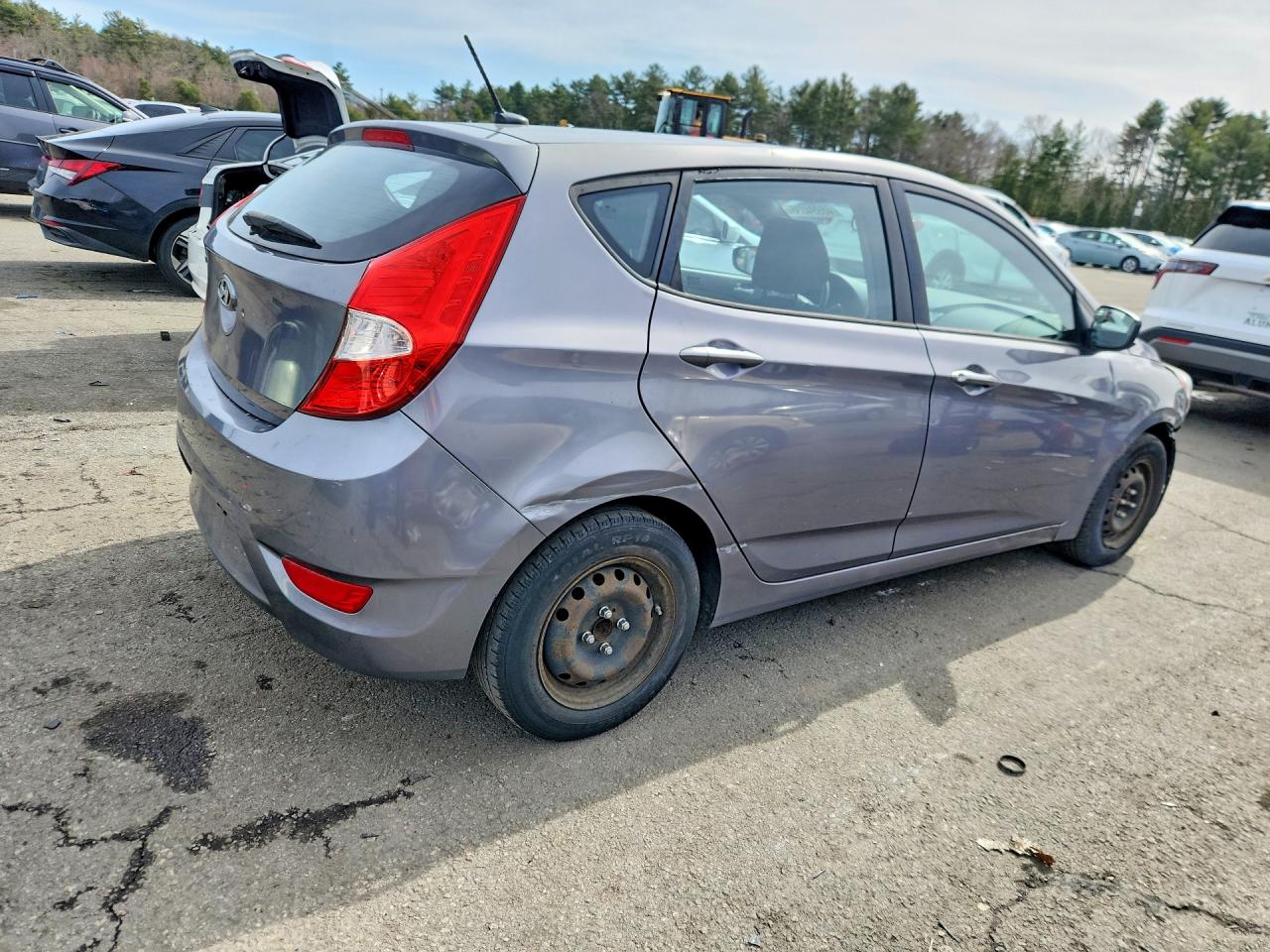 2014 HYUNDAI ACCENT GS photo 3