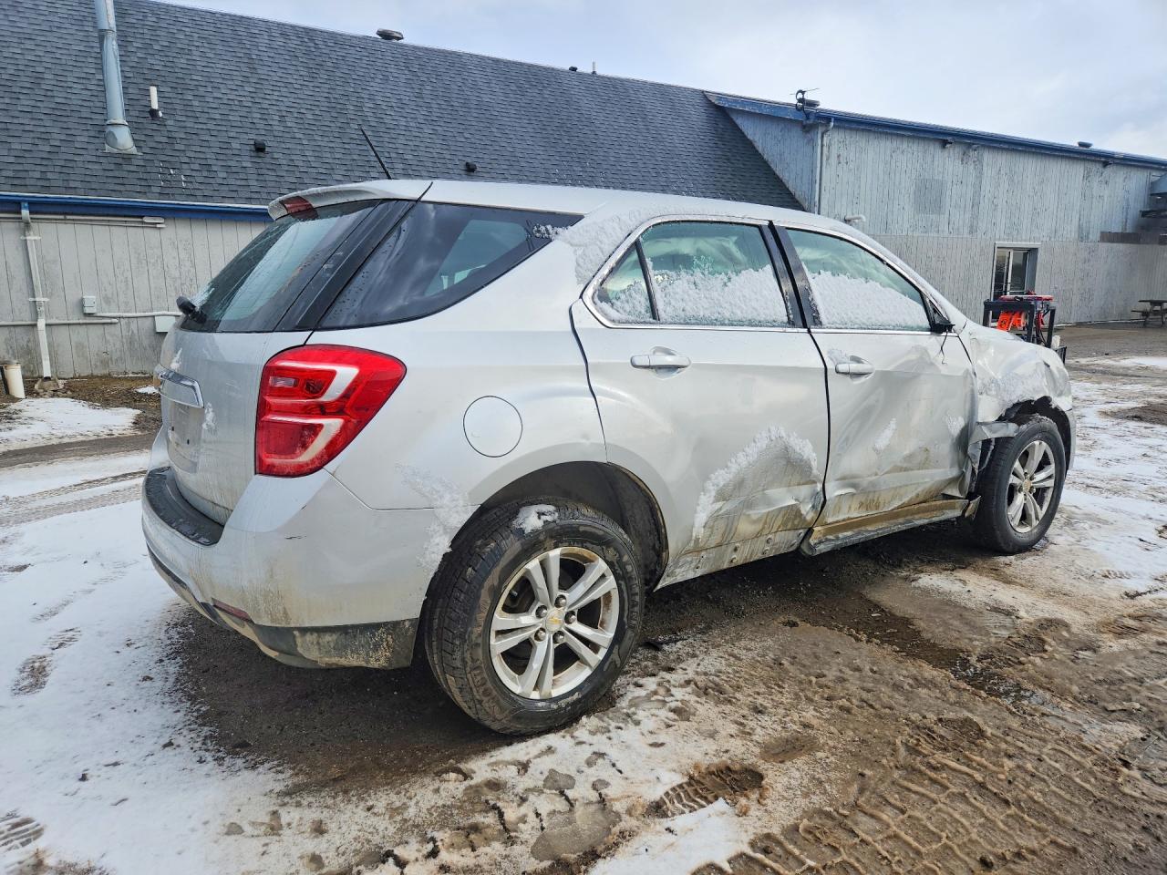 2017 CHEVROLET EQUINOX LS photo 5