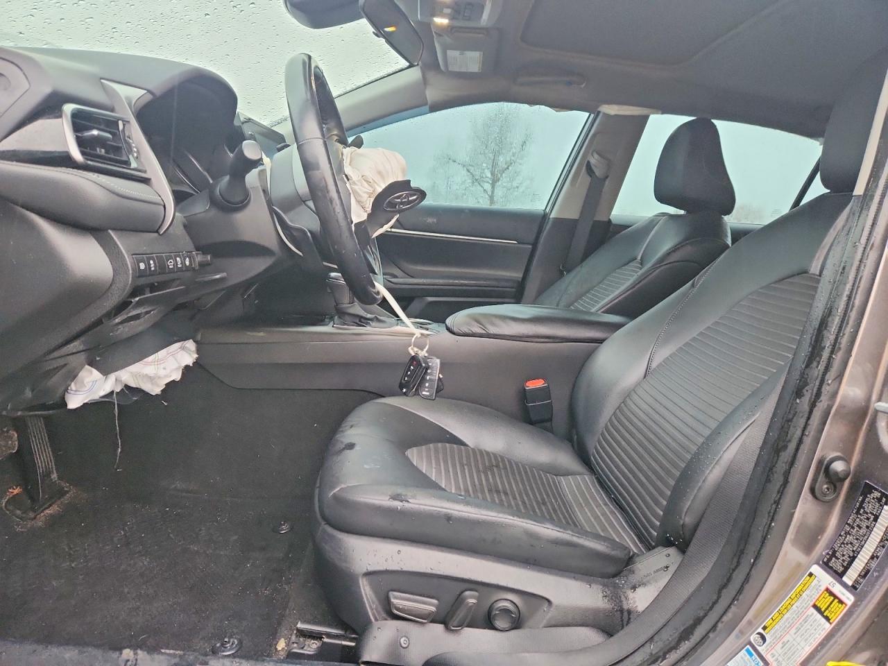 2022 TOYOTA CAMRY SE photo 13