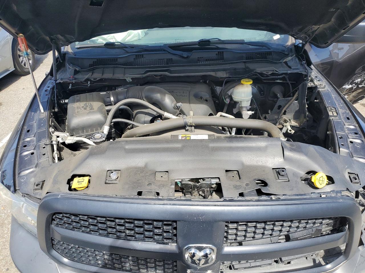 2017 RAM 1500 ST photo 11