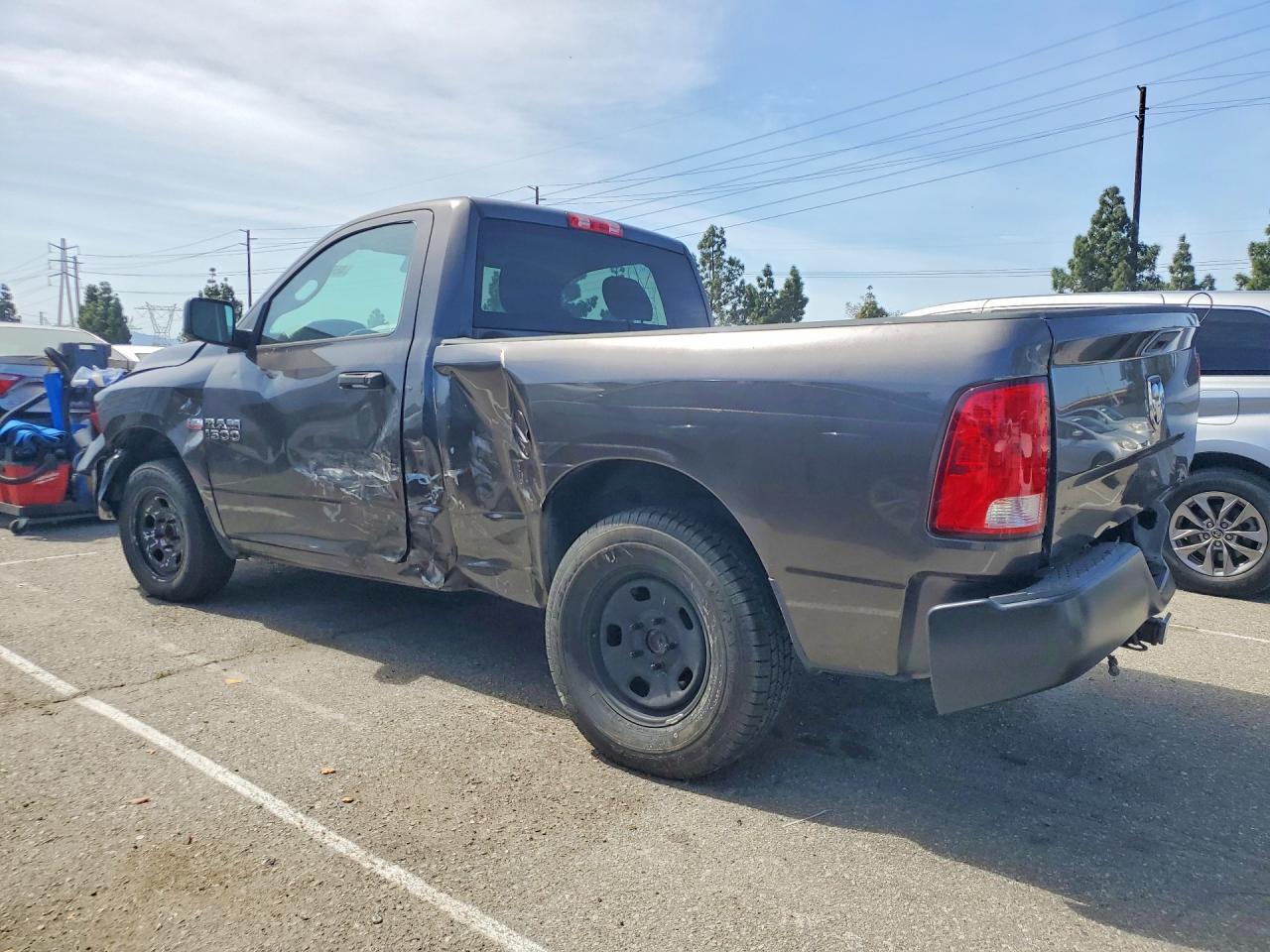 2017 RAM 1500 ST photo 2