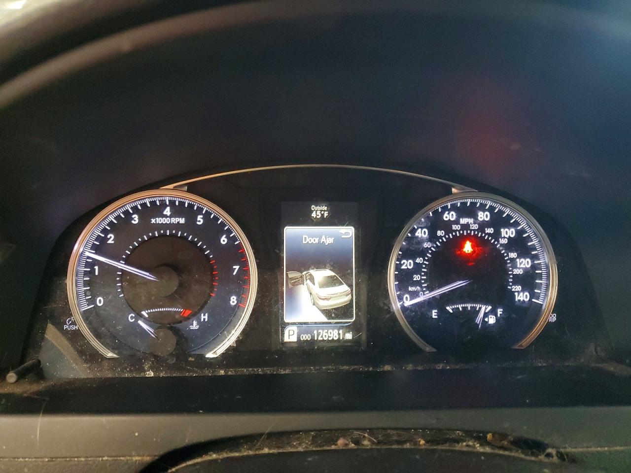 2016 TOYOTA CAMRY LE photo 9
