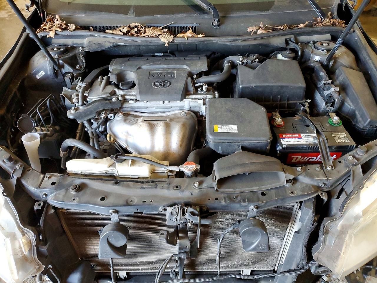2016 TOYOTA CAMRY LE photo 11