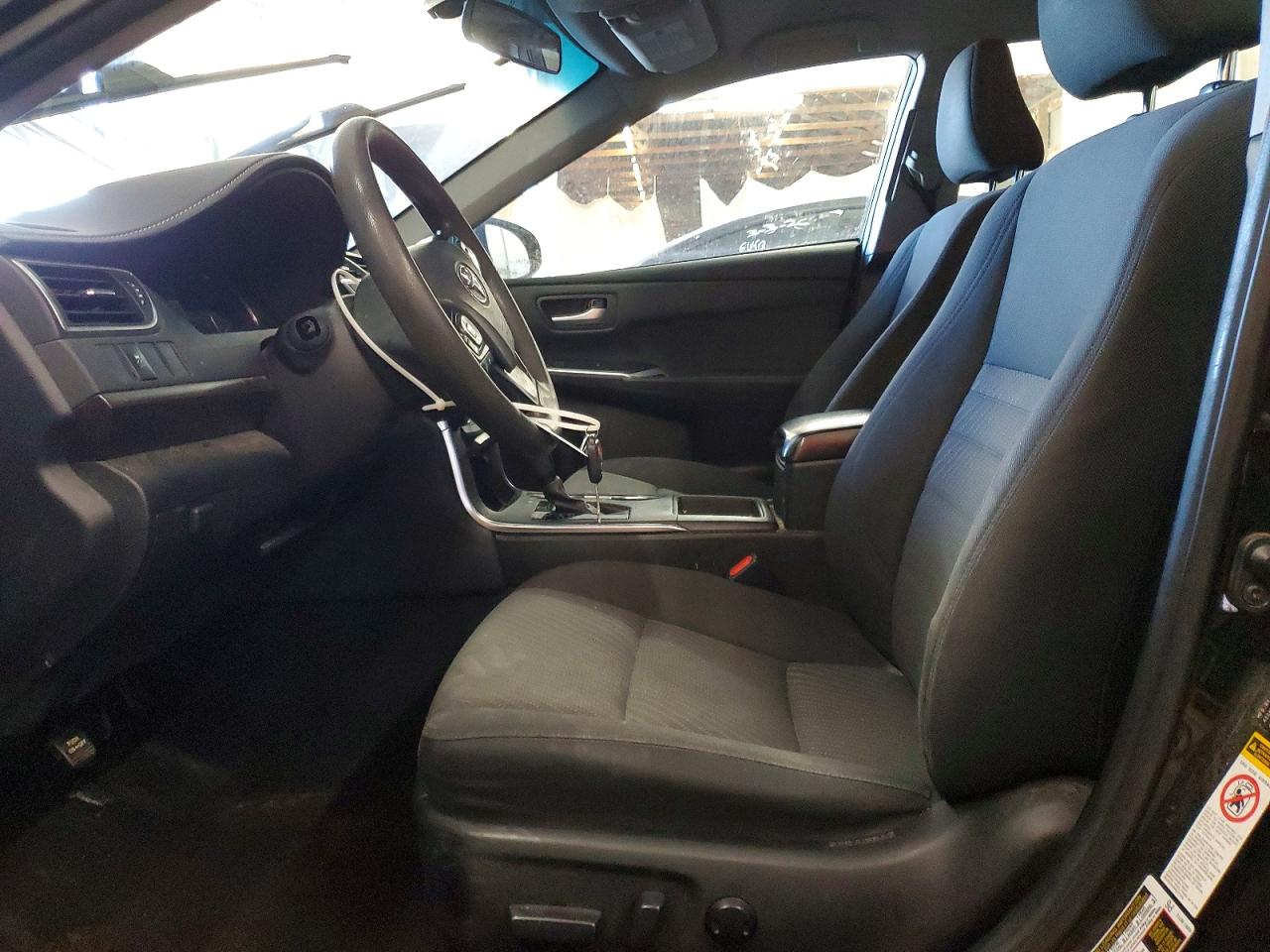 2016 TOYOTA CAMRY LE photo 7