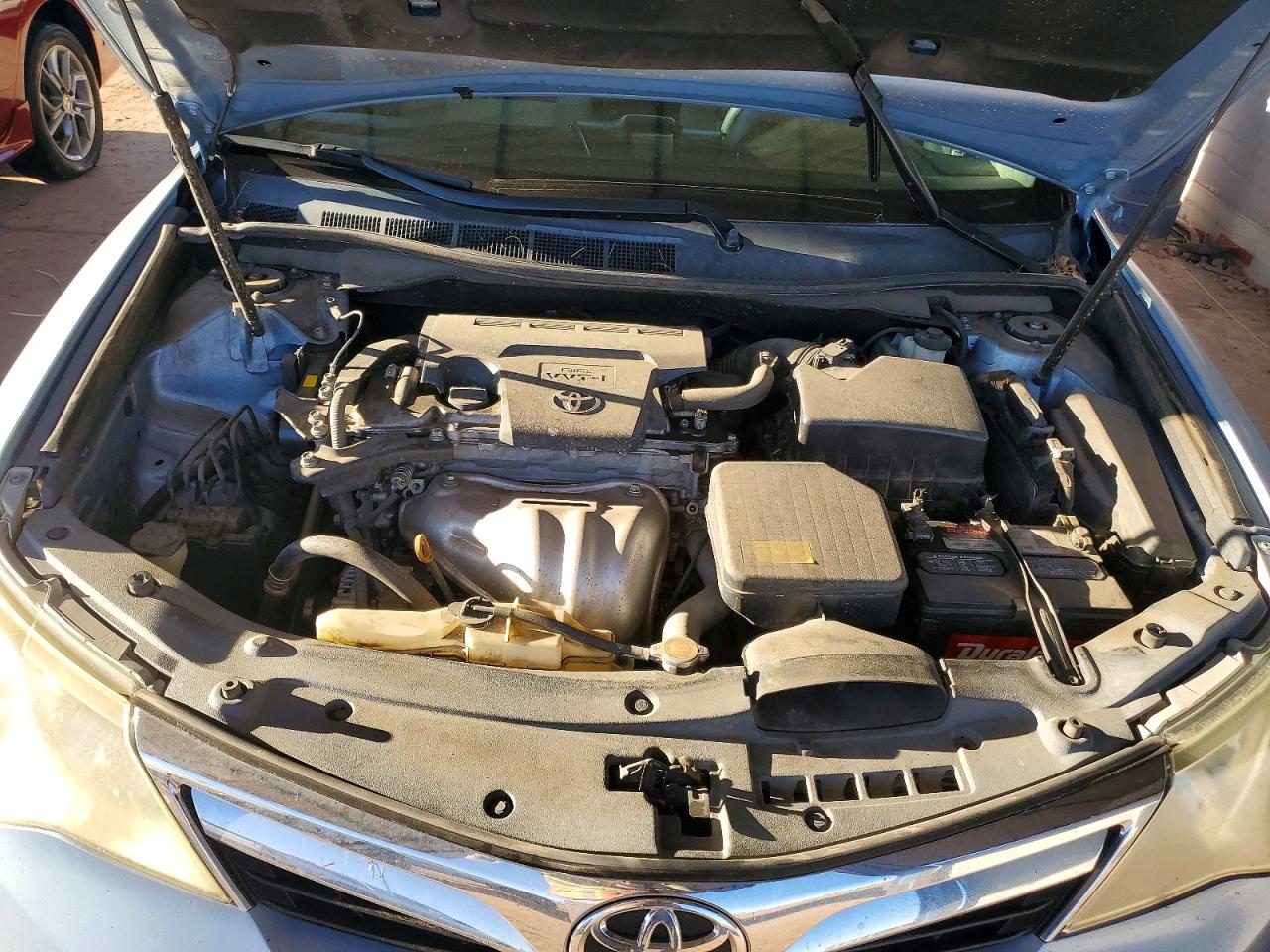 2012 TOYOTA CAMRY LE photo 11