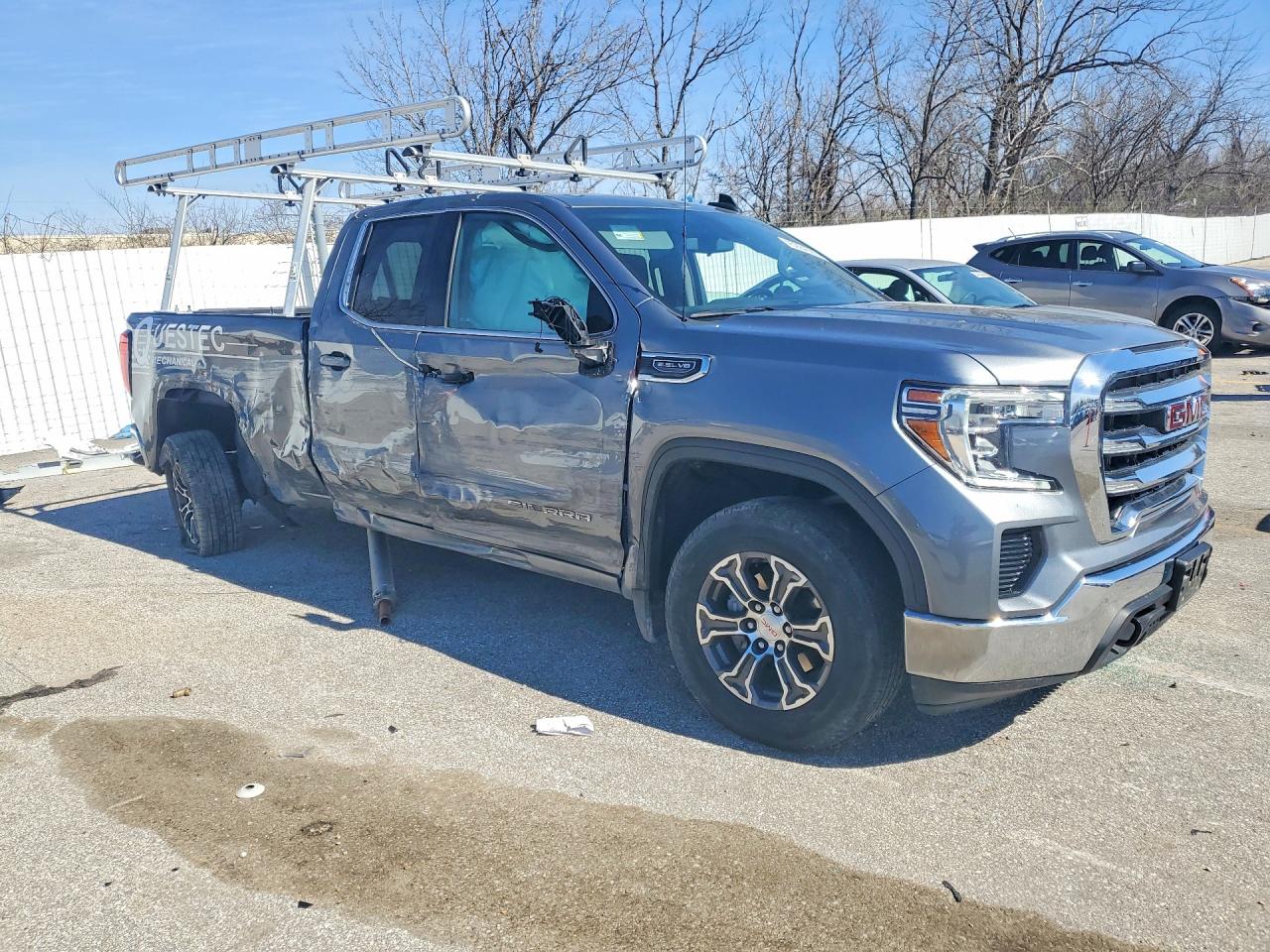 2022 GMC SIERRA LIMITED K1500 SLE photo 4