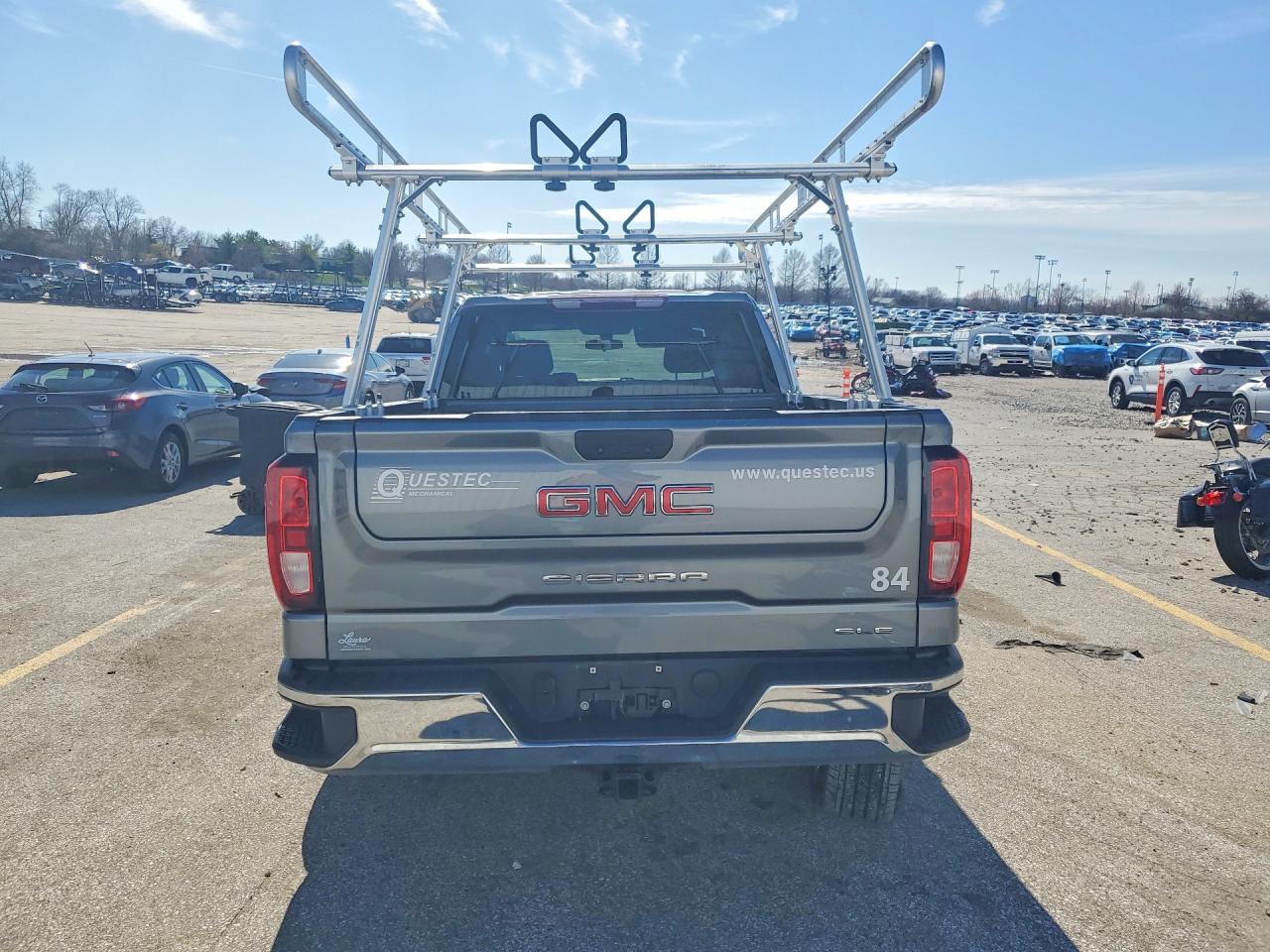 2022 GMC SIERRA LIMITED K1500 SLE photo 6