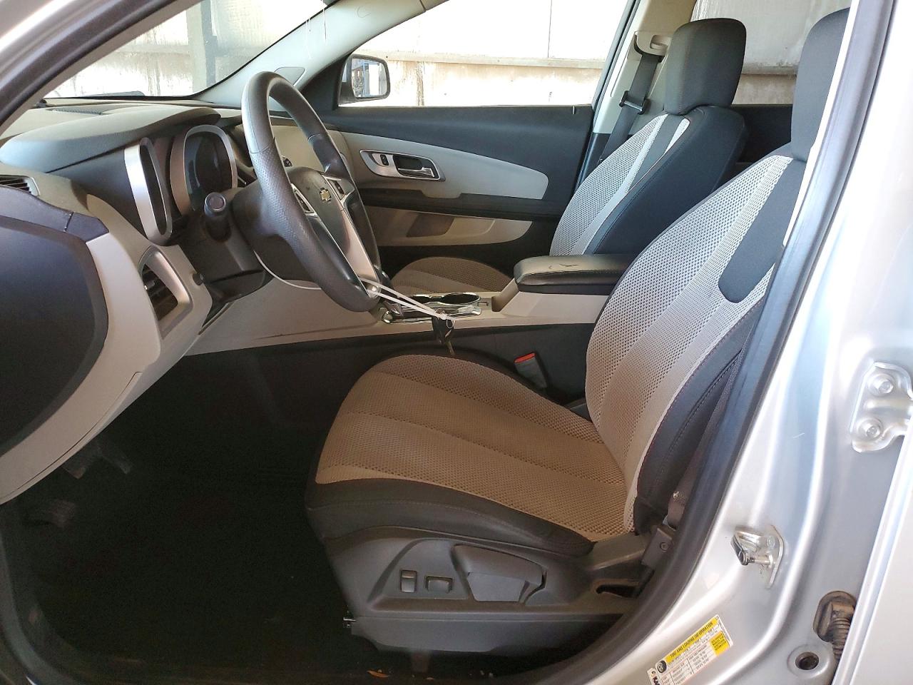 2017 CHEVROLET EQUINOX LT photo 13
