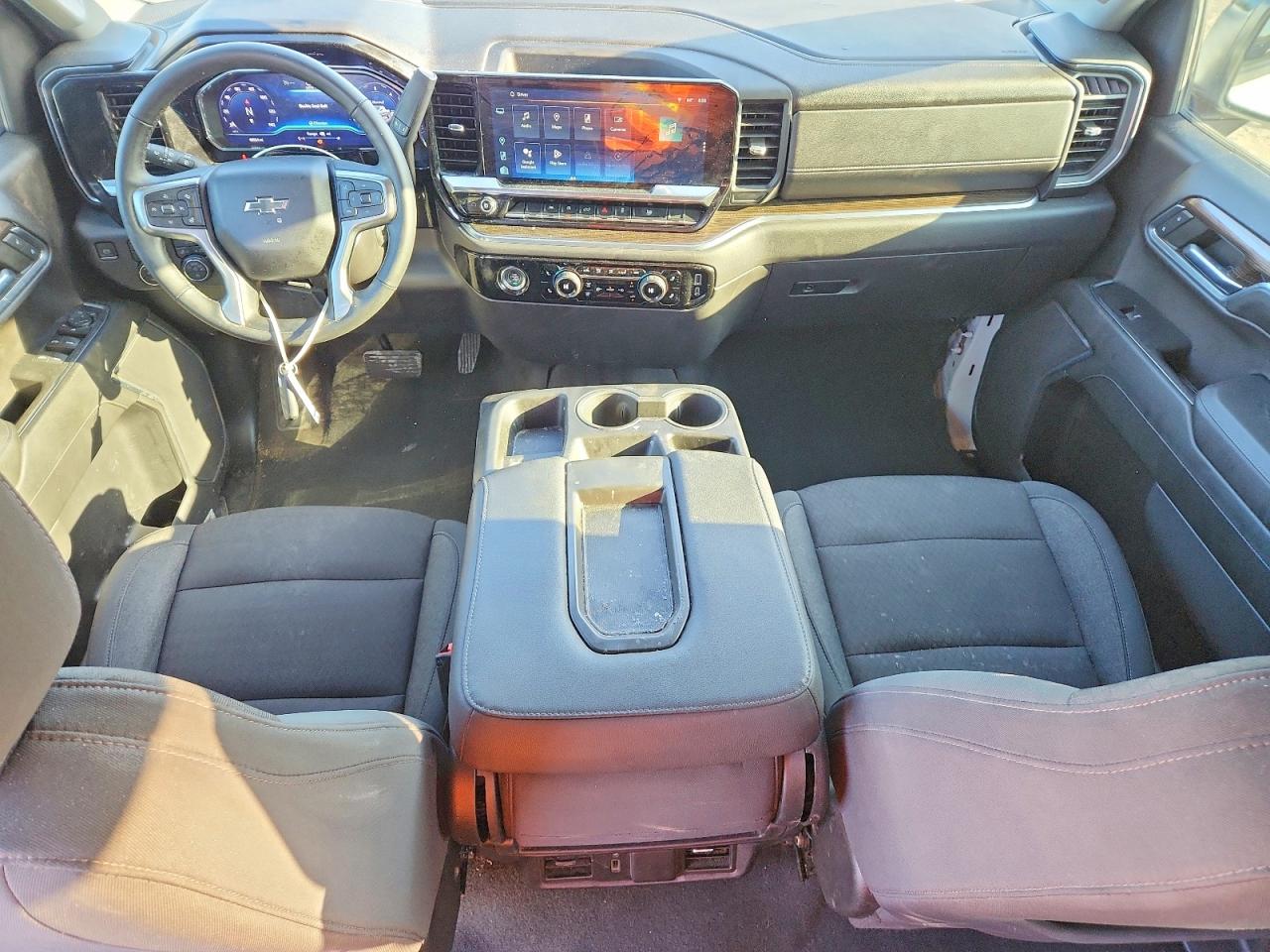 2024 CHEVROLET SILVERADO K1500 RST photo 15