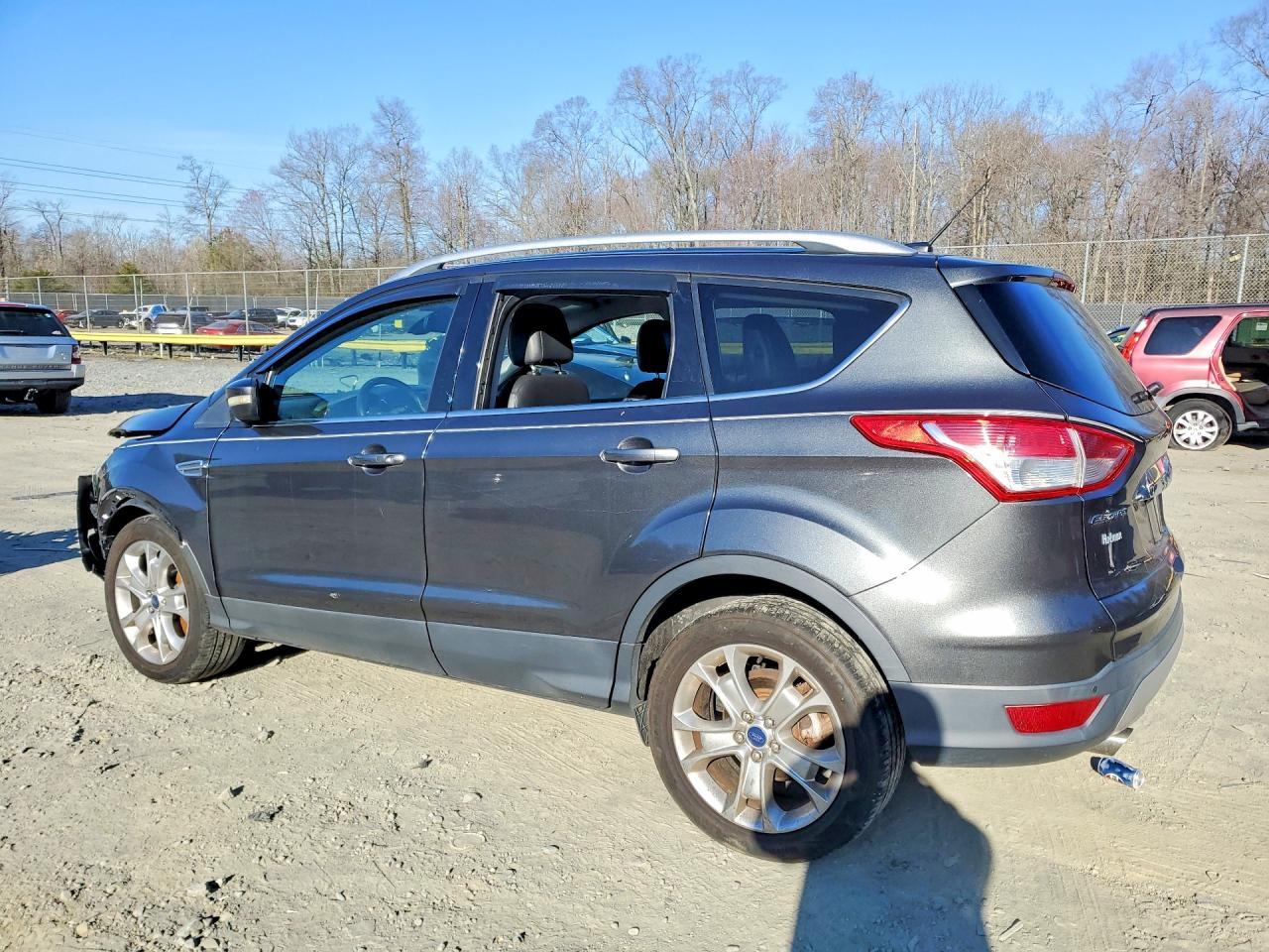 2016 FORD ESCAPE TITANIUM photo 4