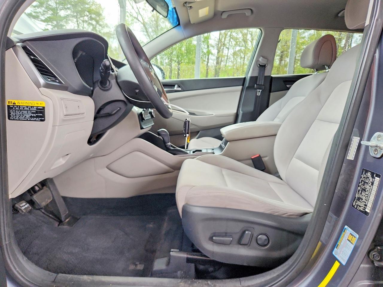 2017 HYUNDAI TUCSON SE photo 7