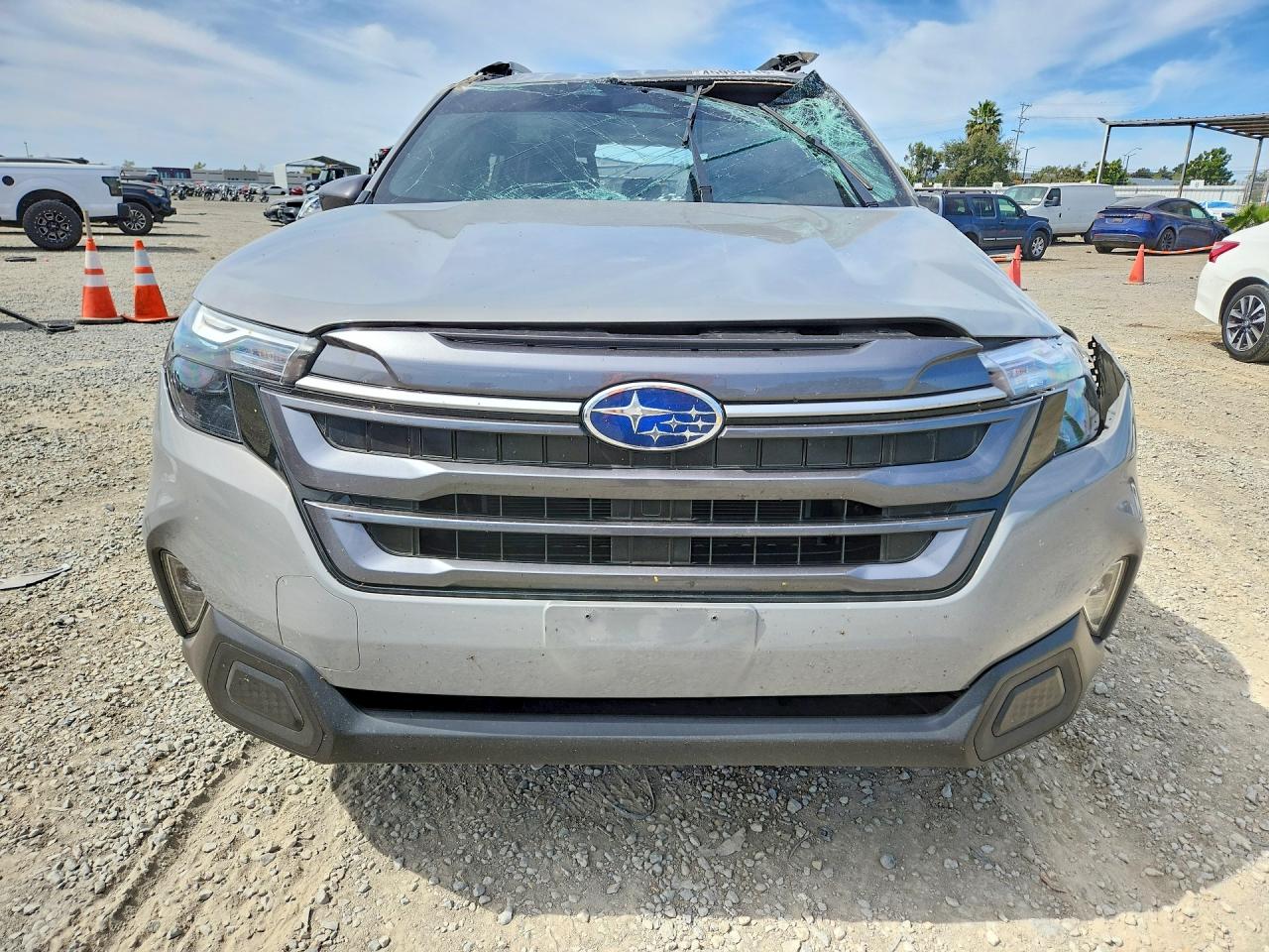 2025 SUBARU FORESTER PREMIUM photo 5
