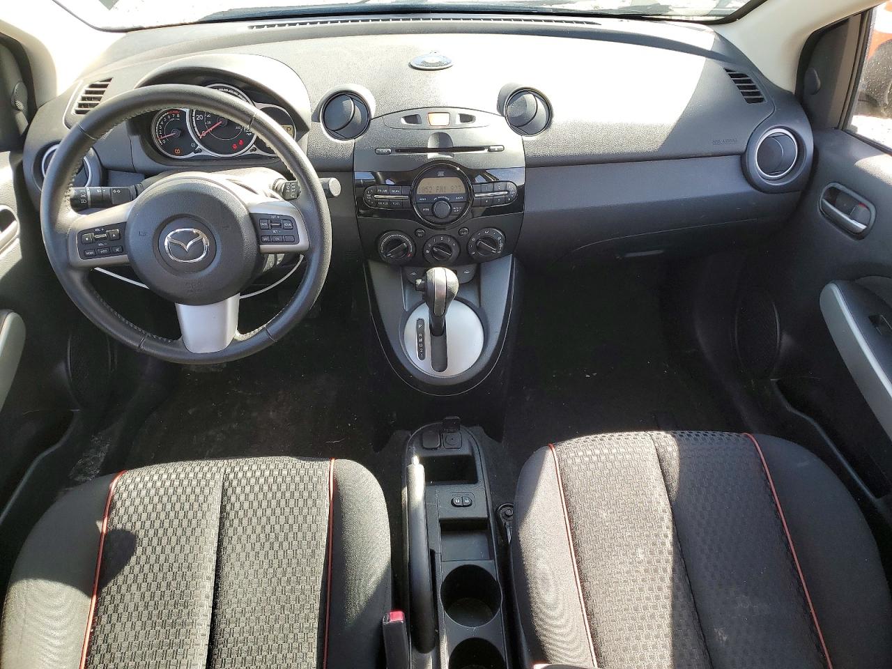 2011 MAZDA MAZDA2 photo 29