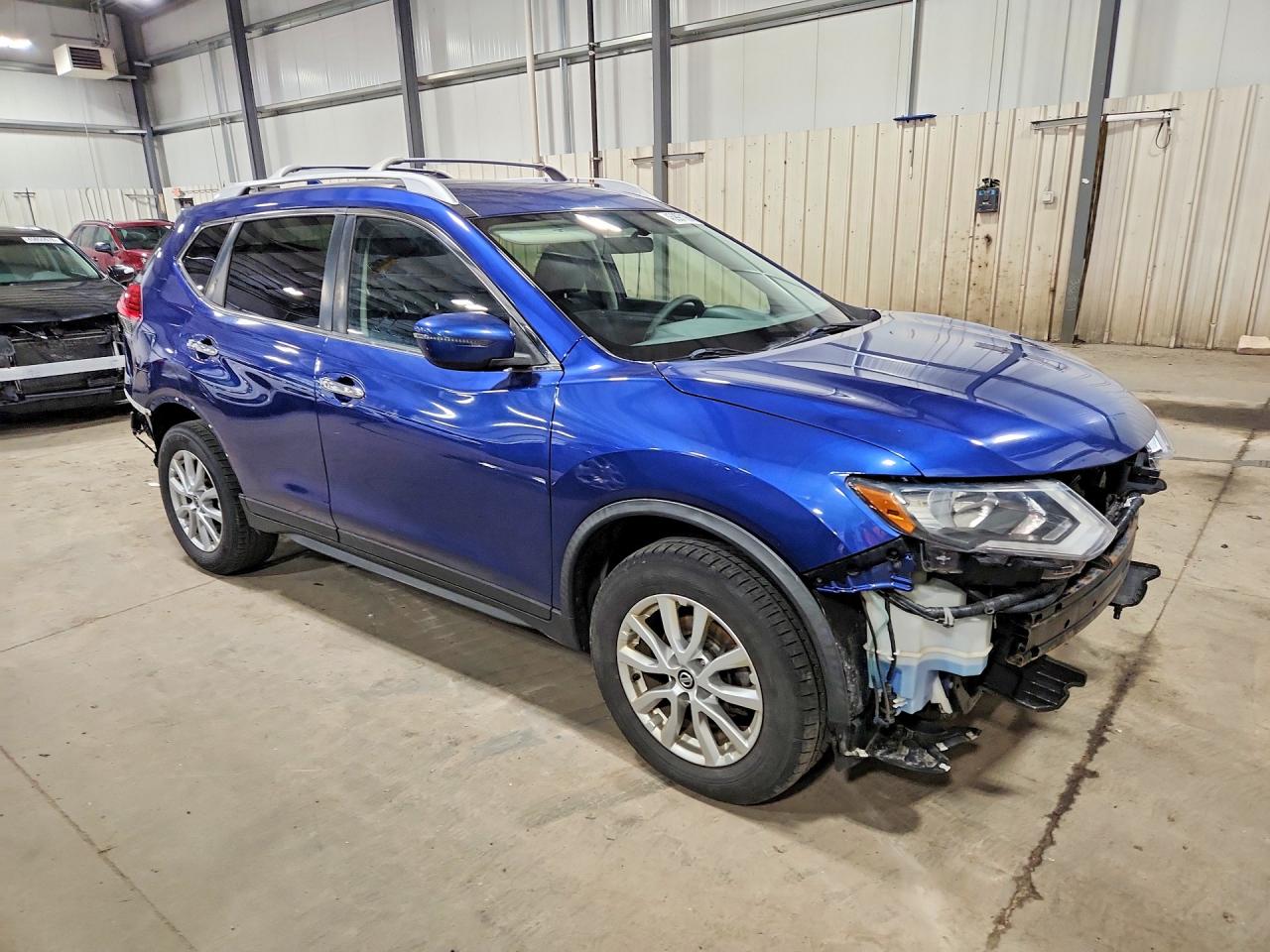 2017 NISSAN ROGUE SV photo 4