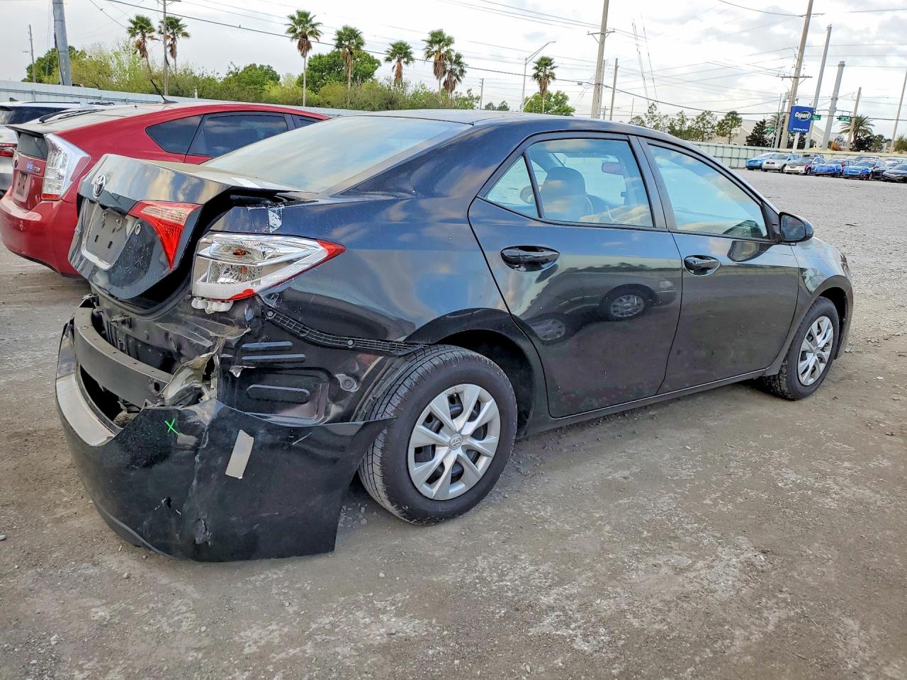 2017 TOYOTA COROLLA L photo 3