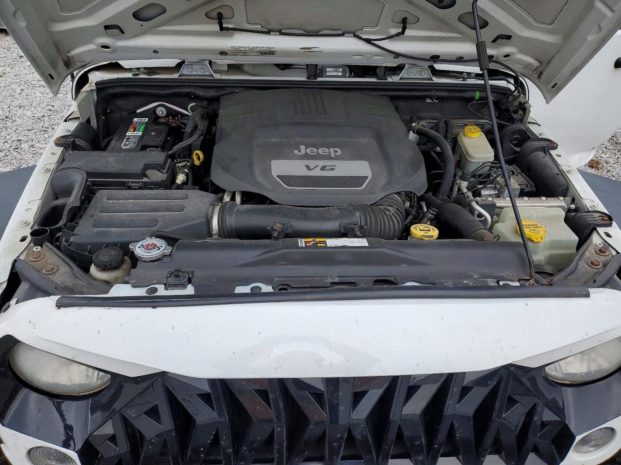 2015 JEEP WRANGLER UNLIMITED SPORT photo 11