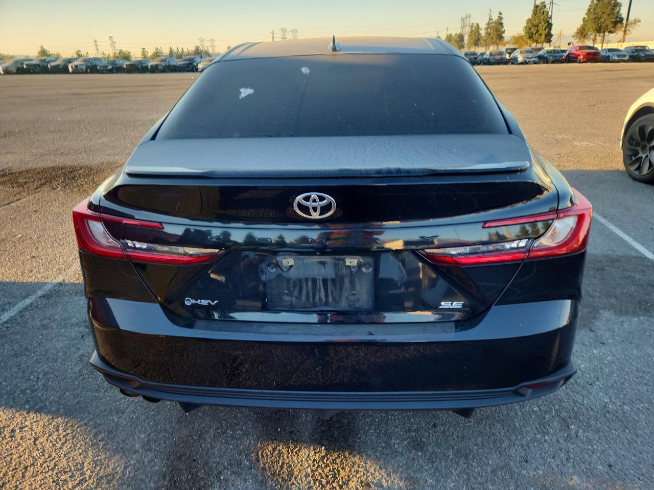 2025 TOYOTA CAMRY SE photo 16