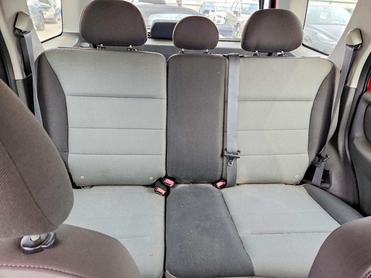 2005 FORD ESCAPE XLS photo 28