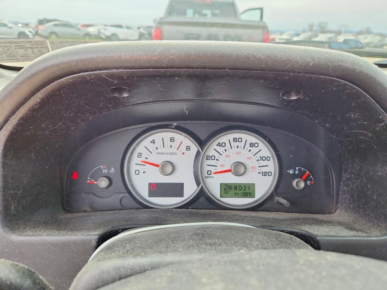 2005 FORD ESCAPE XLS photo 25
