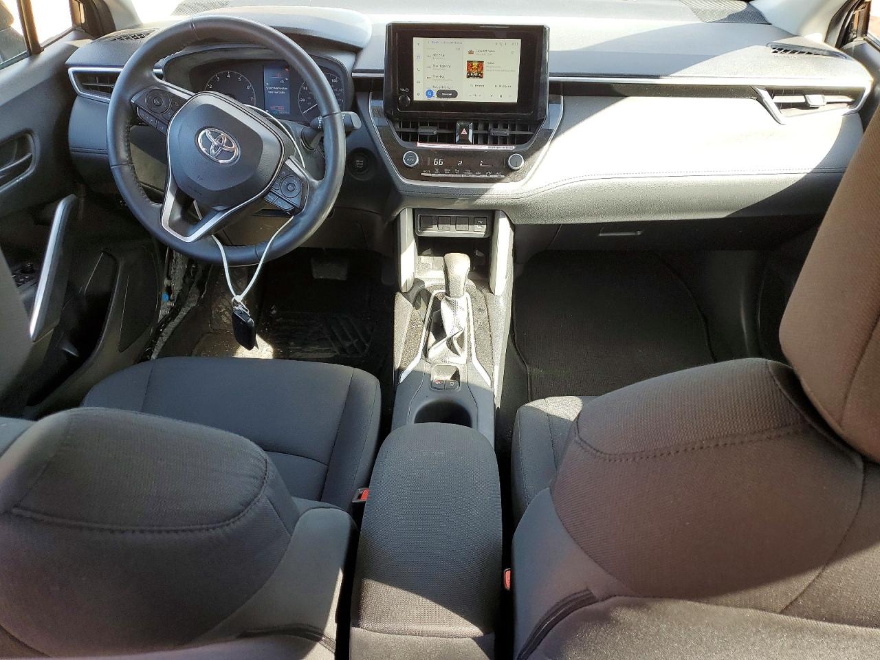 2024 TOYOTA COROLLA CROSS LE photo 22