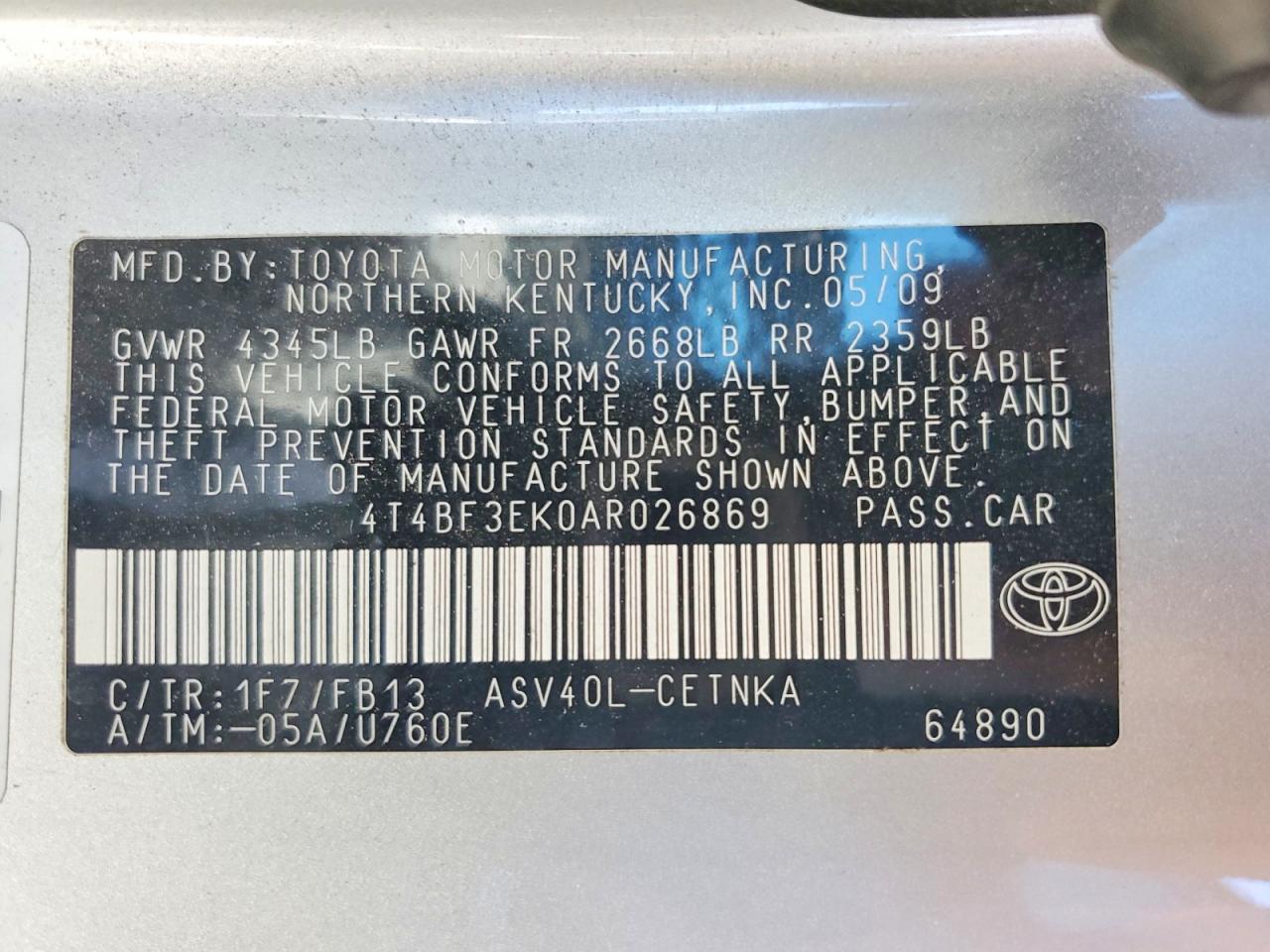 2010 TOYOTA CAMRY LE photo 25