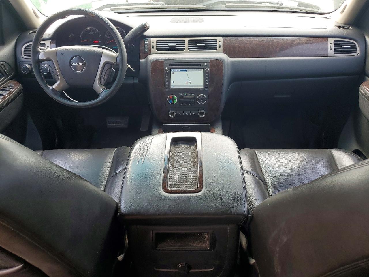 2014 GMC SIERRA K2500 DENALI photo 8