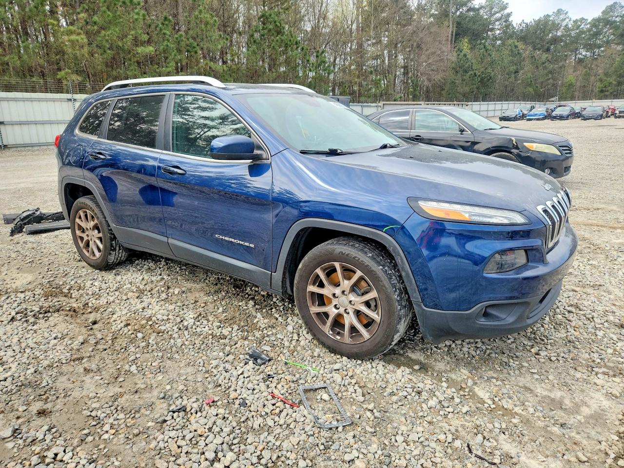 2018 JEEP CHEROKEE LATITUDE photo 4