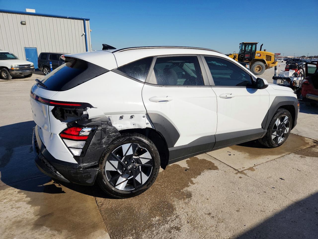 2024 HYUNDAI KONA SEL photo 5