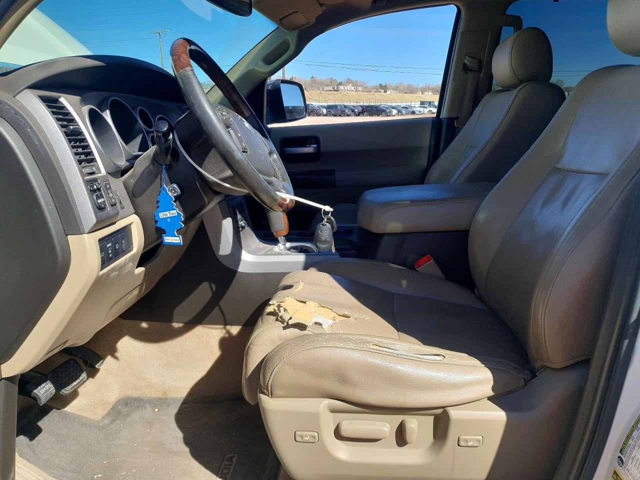 2010 TOYOTA SEQUOIA PLATINUM photo 7