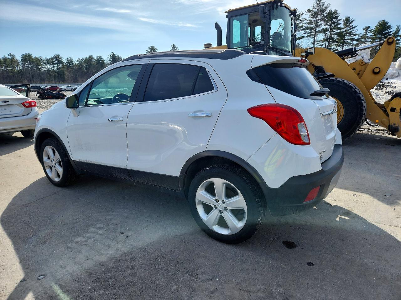 2016 BUICK ENCORE CONVENIENCE photo 3