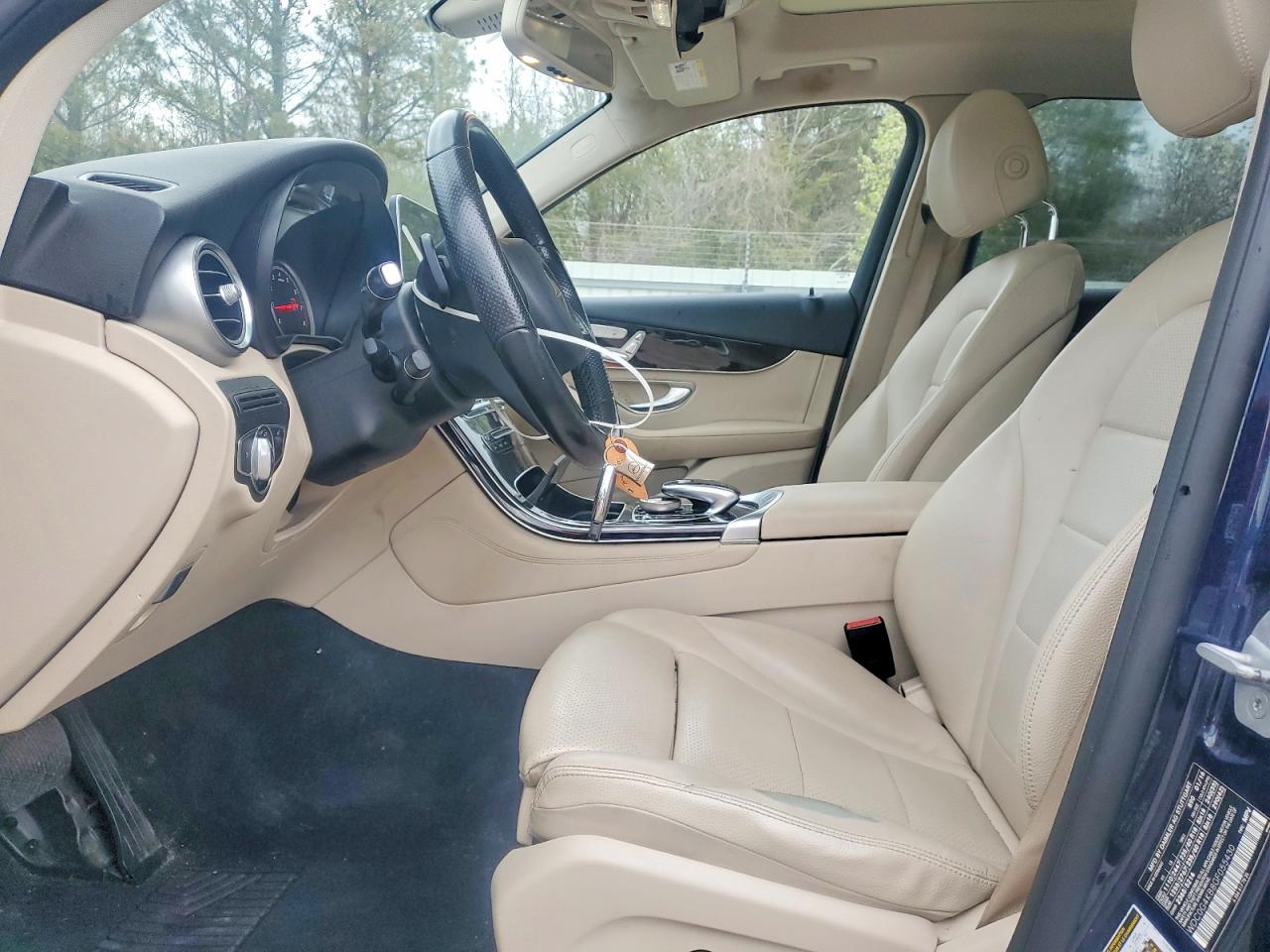 2016 MERCEDES-BENZ GLC 300 4MATIC photo 7