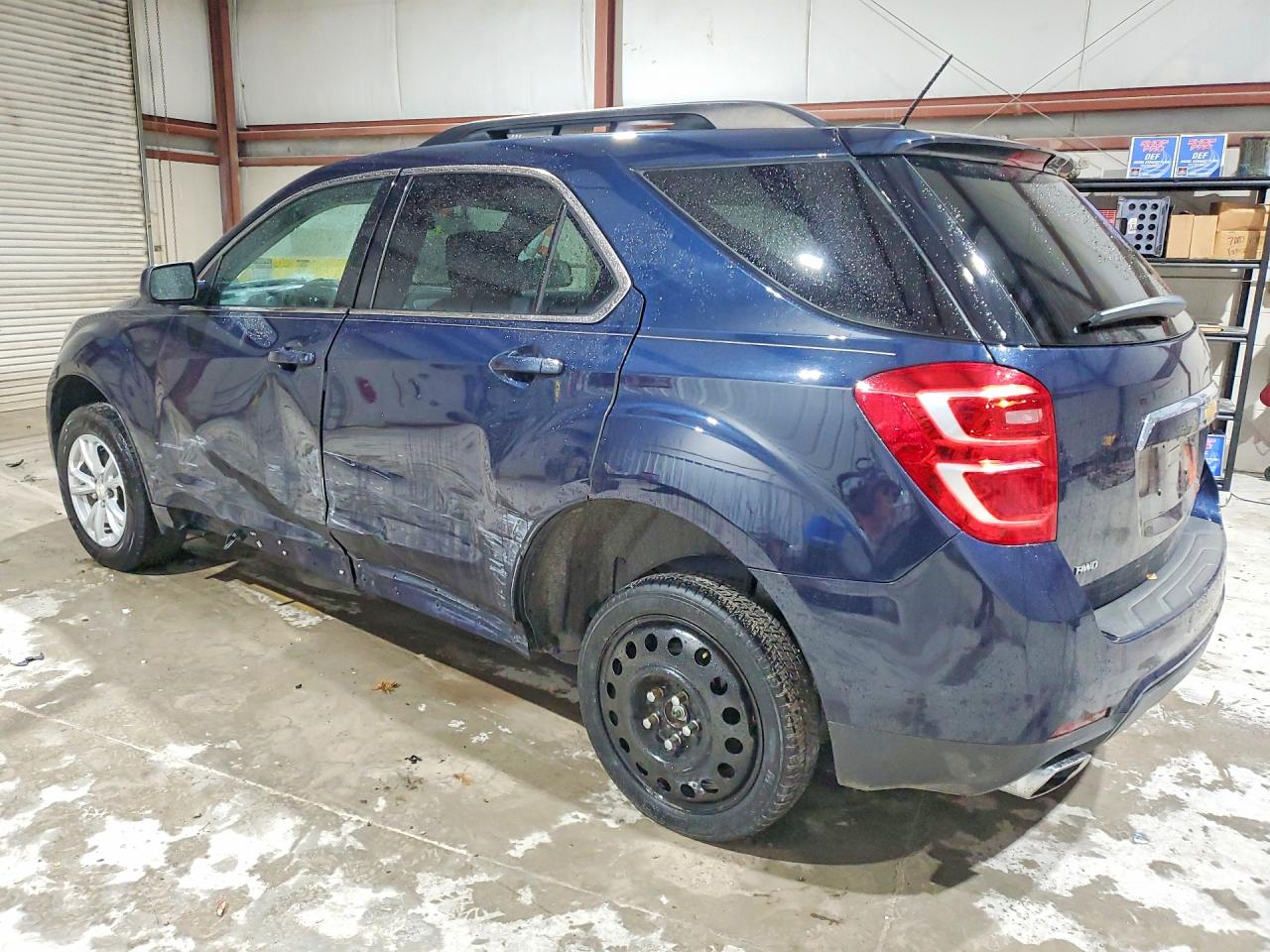 2016 CHEVROLET EQUINOX LT photo 4