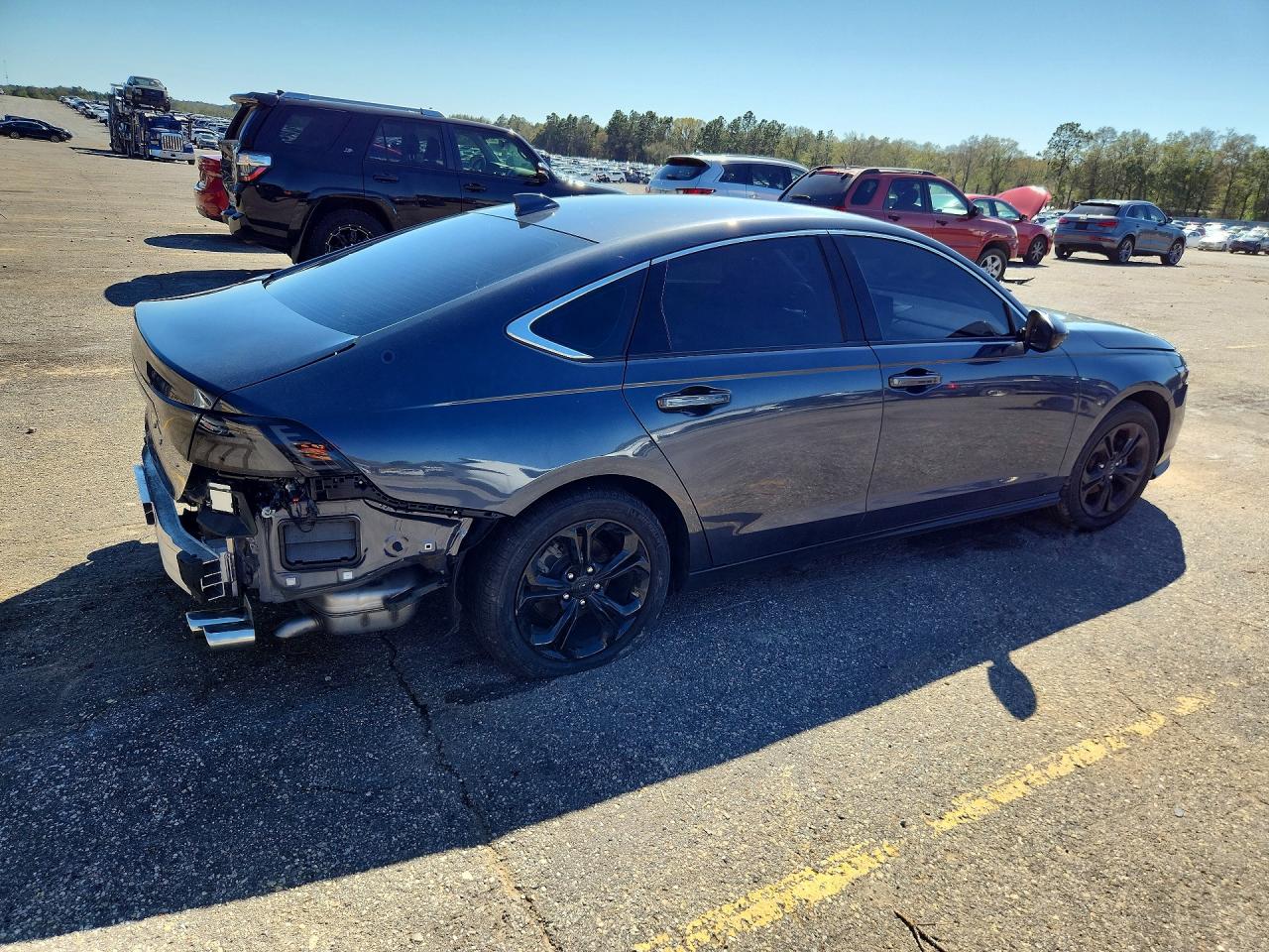 2024 HONDA ACCORD EX photo 7