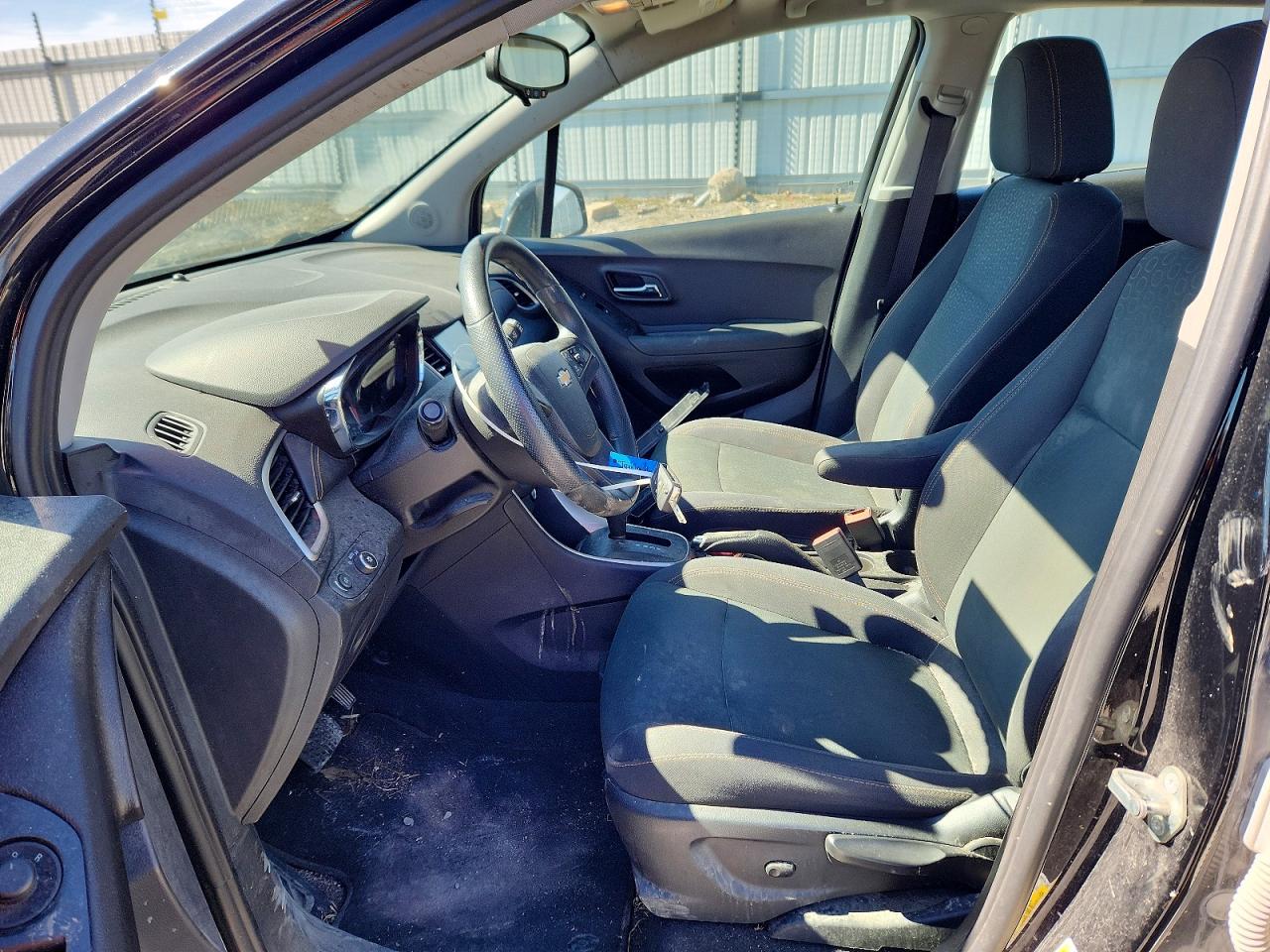 2017 CHEVROLET TRAX LS photo 7