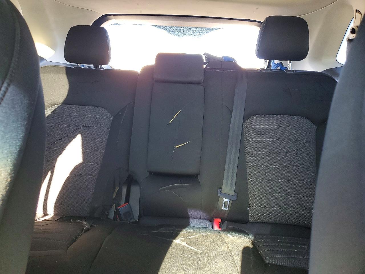 2019 FORD EDGE SE photo 28