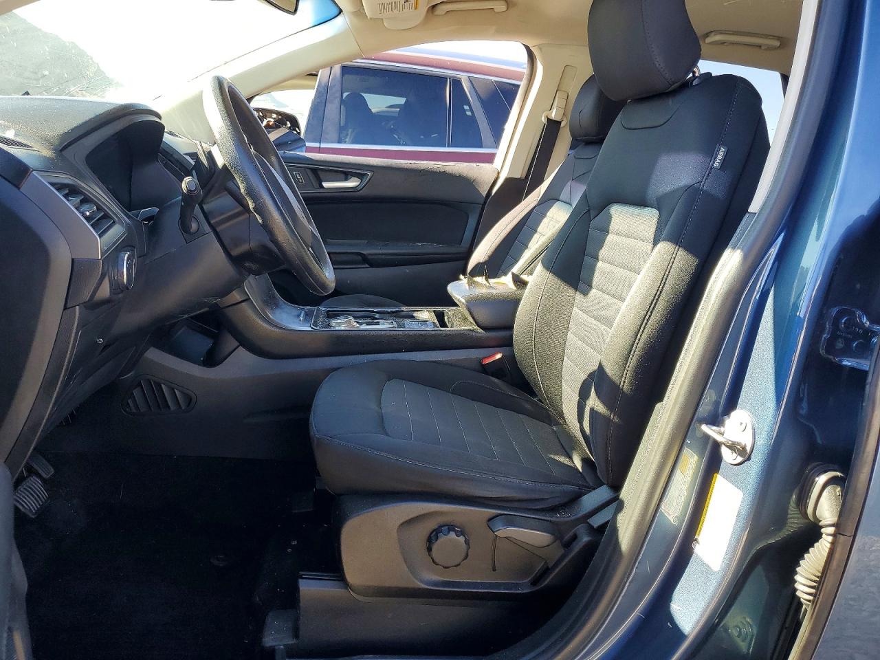 2019 FORD EDGE SE photo 19