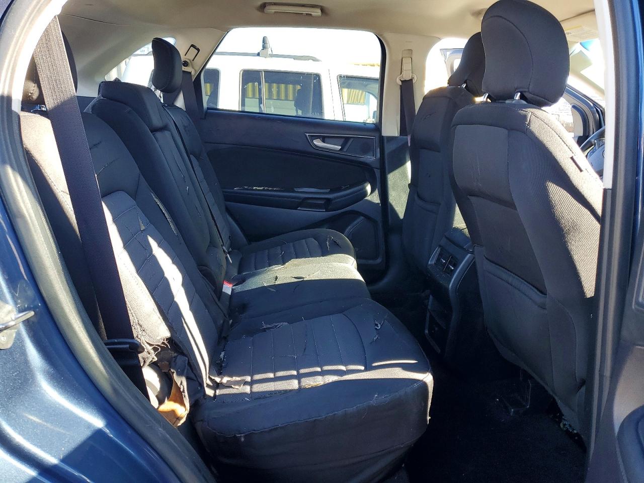 2019 FORD EDGE SE photo 31