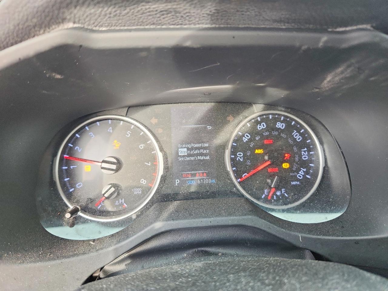 2019 TOYOTA RAV4 LE photo 9