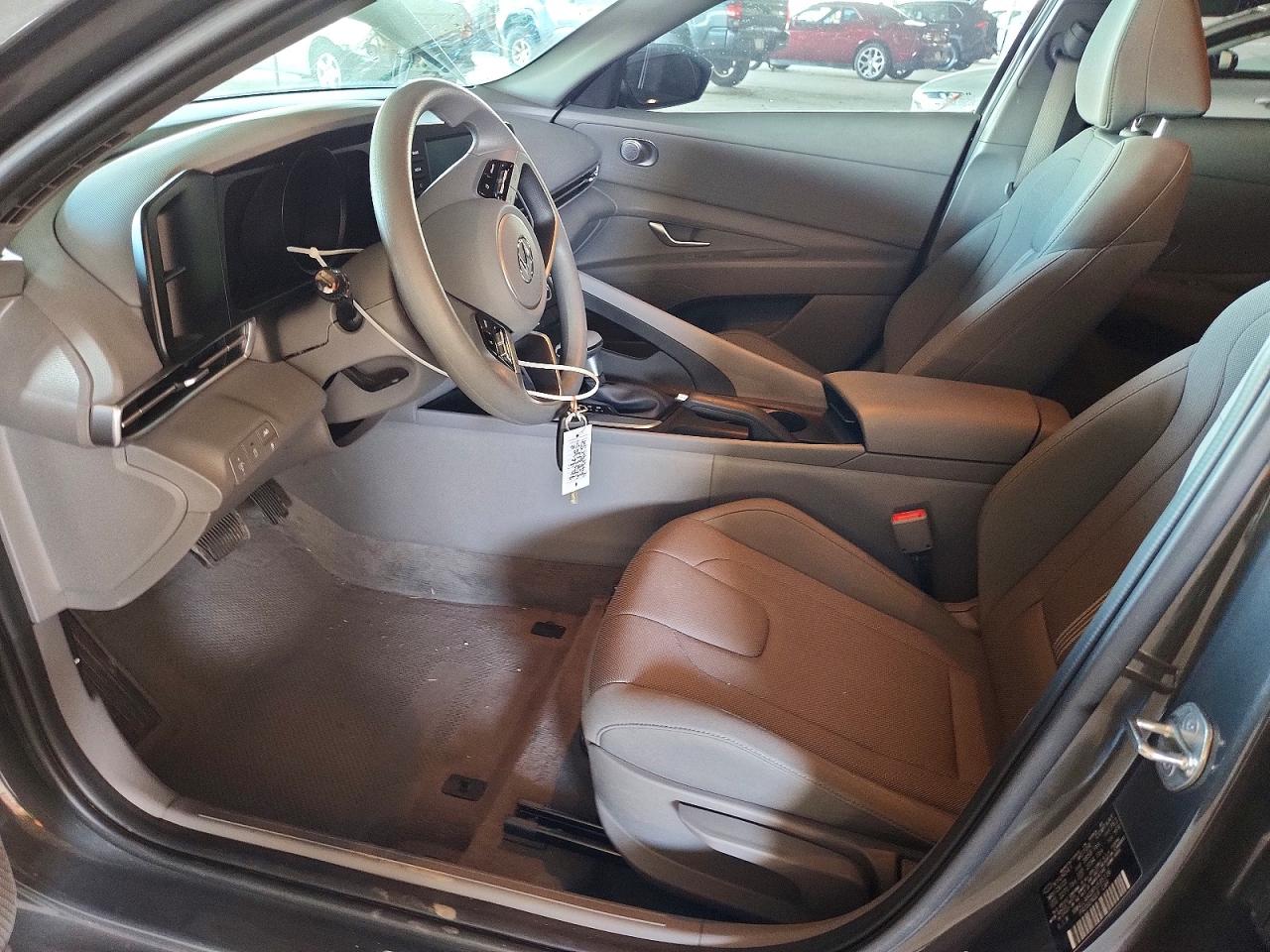 2023 HYUNDAI ELANTRA SE photo 7