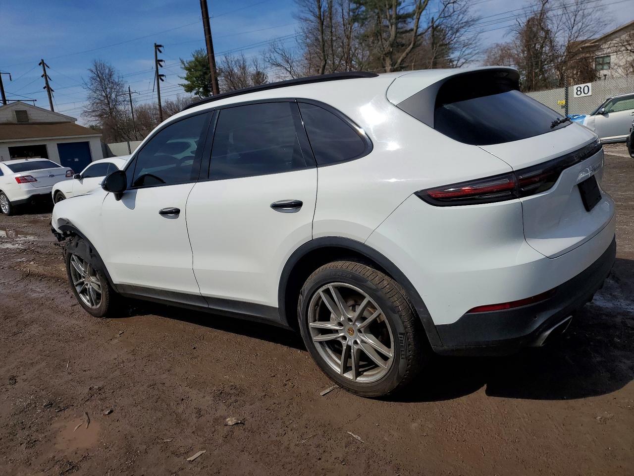 2019 PORSCHE CAYENNE photo 4